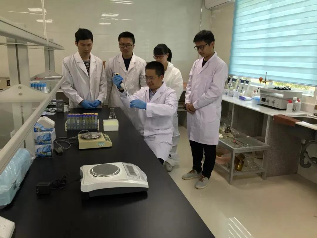 【2019年度彩神IV争霸荣誉体系先进集体系列报道三:省食品】党建引领促发展 化危为机见成效 【2019年度彩神IV争霸荣誉体系先进集体系列报道三:省食品】党建引领促发展 化危为机见成效