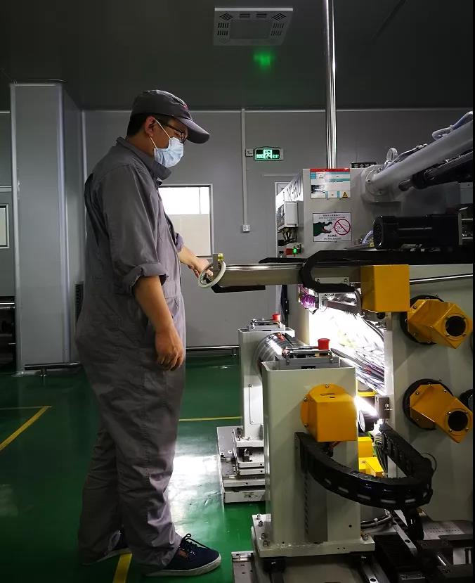 【2019年度彩神IV争霸荣誉体系先进典型系列报道七:佛塑科技东方电工膜分公司】勇当电容膜材料领潮者 踏上高质量发展新征程 【2019年度彩神IV争霸荣誉体系先进典型系列报道七👨🏽🦰:佛塑科技东方电工膜分公司】勇当电容膜材料领潮者 踏上高质量发展新征程