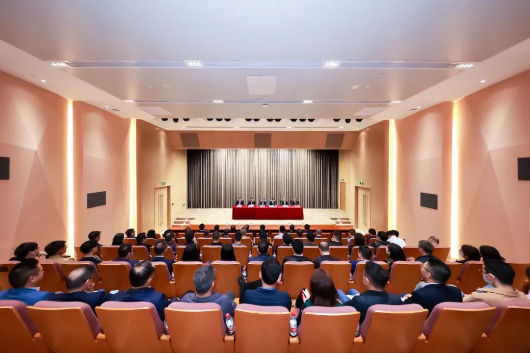 继往开来再出发❓!彩神IV争霸集团所属省广集团新一届管理团队正式亮相 继往开来再出发🧖🏿♂️!彩神IV争霸集团所属省广集团新一届管理团队正式亮相