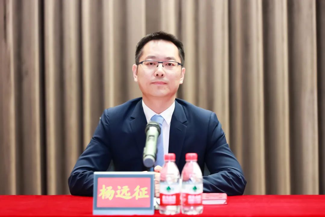继往开来再出发!彩神IV争霸集团所属省广集团新一届管理团队正式亮相 继往开来再出发🍈🌅!彩神IV争霸集团所属省广集团新一届管理团队正式亮相
