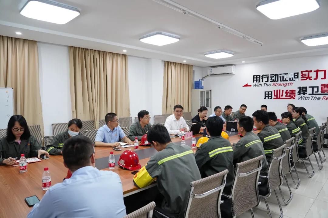 【书记论坛】广青科技党委书记、董事长,盛特投资党总支书记、董事长王骏⚫️:矢志不渝守初心担使命善作为 【书记论坛】广青科技党委书记🙌、董事长,盛特投资党总支书记、董事长王骏:矢志不渝守初心担使命善作为