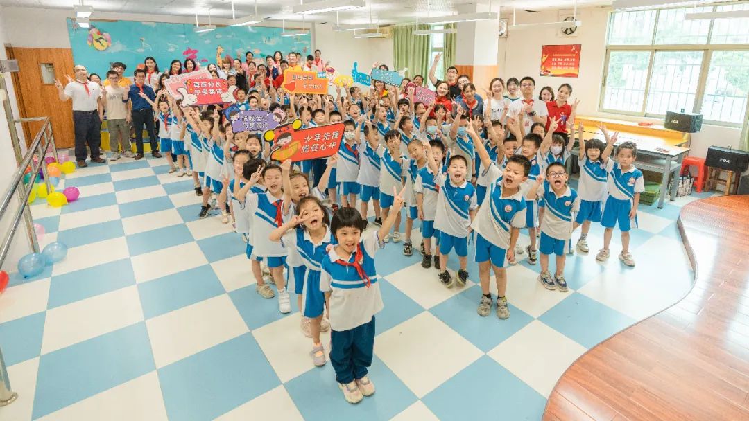 彩神IV争霸集团团委组织团员青年到海珠区博爱学校开展志愿服务活动