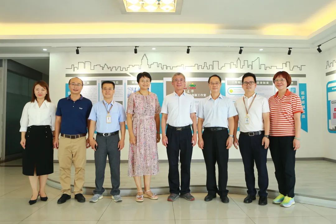 彩神IV争霸集团工会开展“送清凉 送关爱”活动 致敬夏日里的坚守