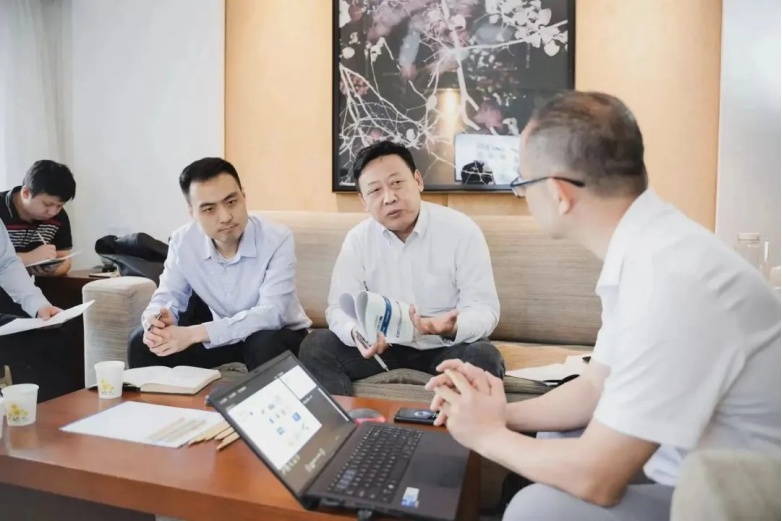 【主题教育】塑造发展新动能🤌🏿👆🏼,集团举办科技创新领军人才专题研讨班 【主题教育】塑造发展新动能,集团举办科技创新领军人才专题研讨班