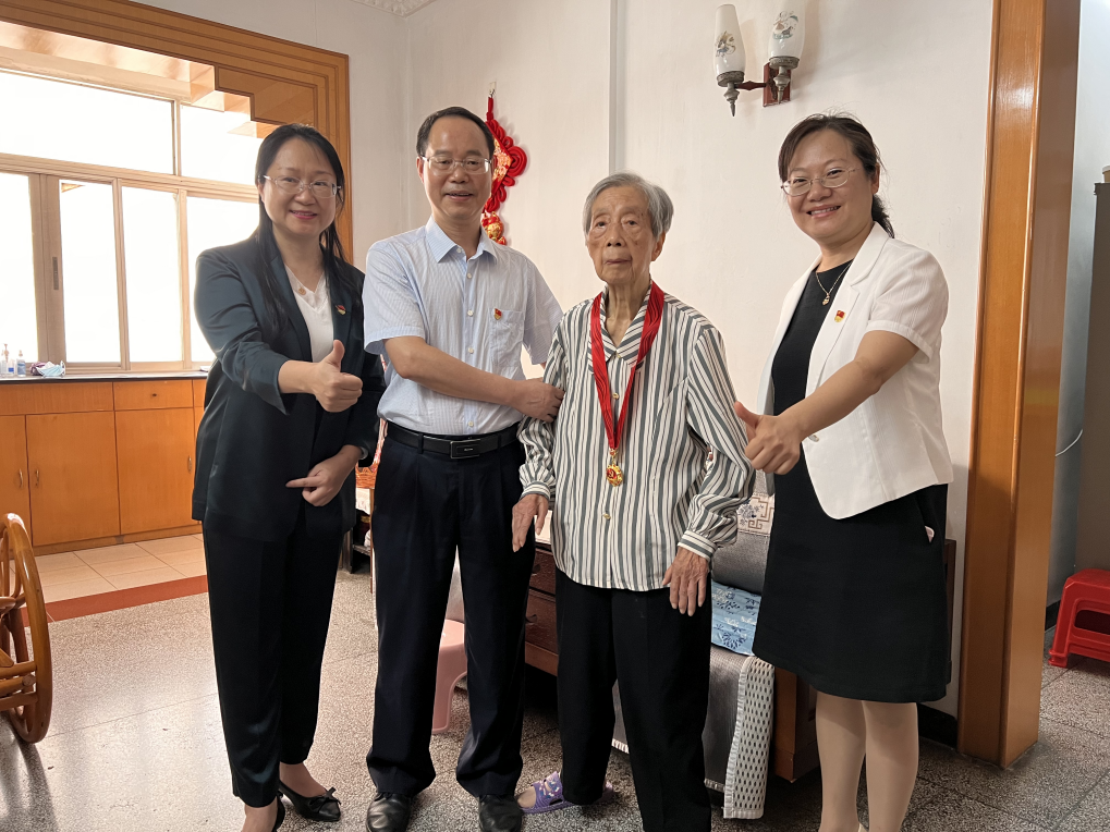 弘扬伟大建党精神 凝聚力量创建一流 | 彩神IV争霸集团开展迎“七一”系列活动  弘扬伟大建党精神 凝聚力量创建一流 | 彩神IV争霸集团开展迎“七一”系列活动
