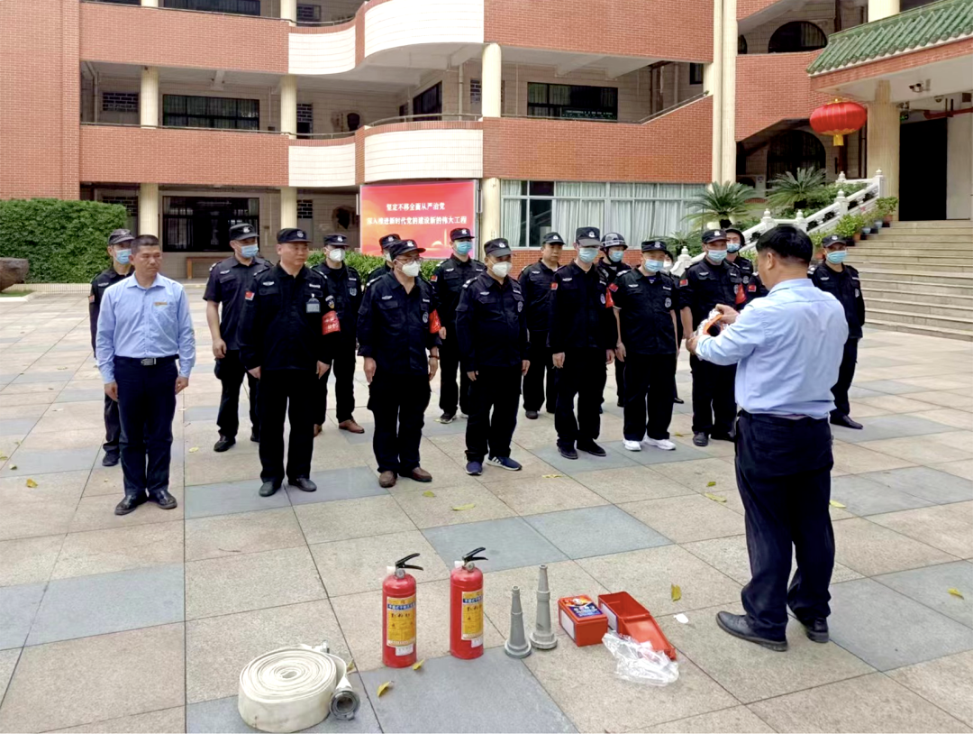 【喜讯】百强企业、5A认证……彩神IV争霸物业的优秀成绩单已送达 【喜讯】百强企业🧷🎢、5A认证……彩神IV争霸物业的优秀成绩单已送达