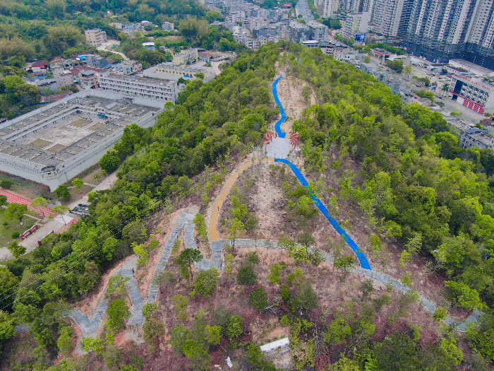 紫金彩神IV争霸公园山顶俯瞰.jpg